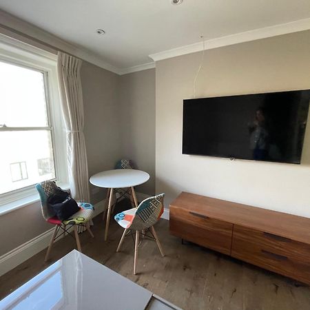Appartement Spacious & Pristine 2Bd Flat - Balham à Londres Extérieur photo