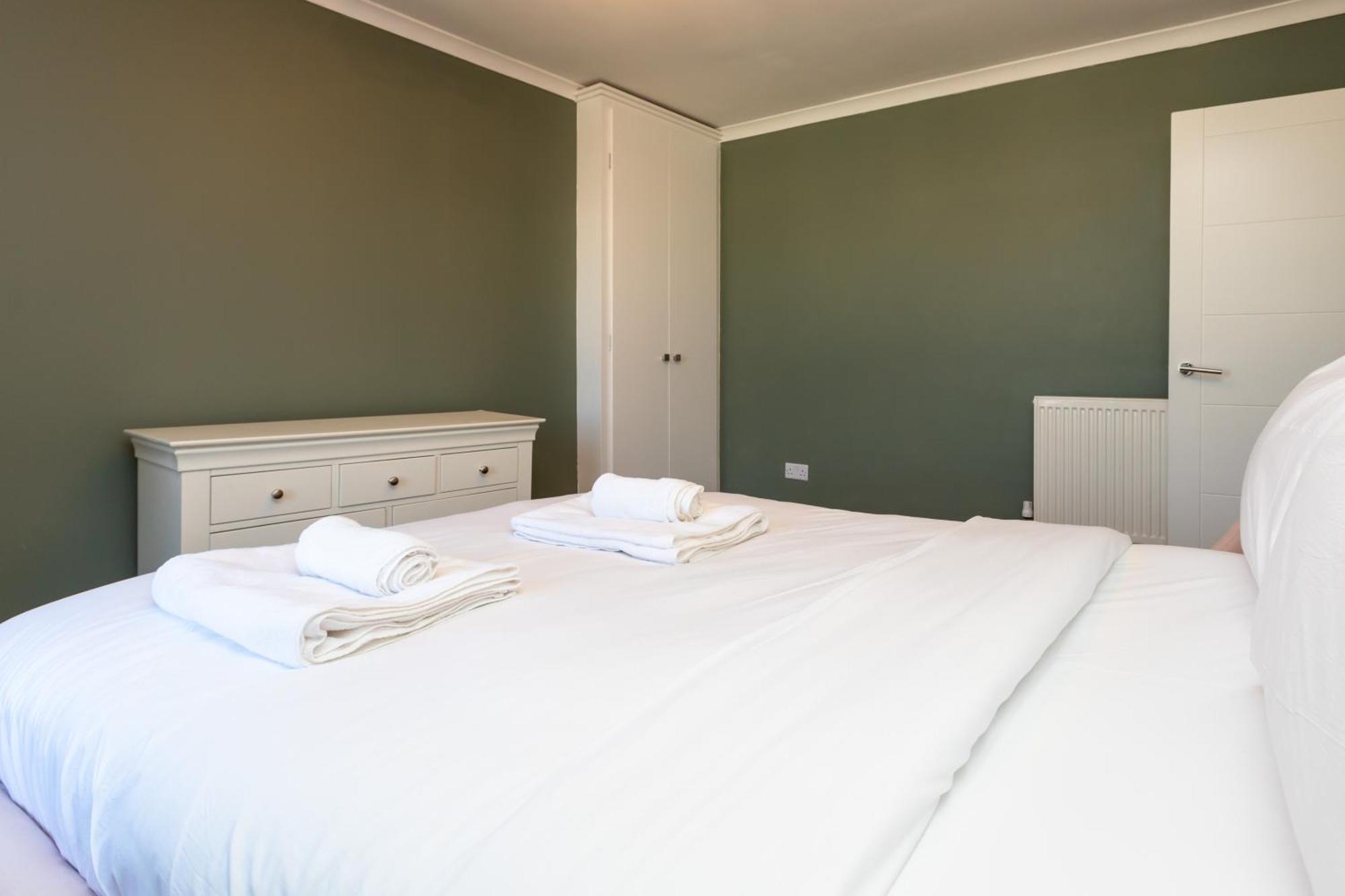 Appartement Spacious & Pristine 2Bd Flat - Balham à Londres Extérieur photo